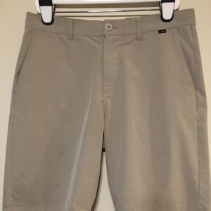 Travis Mathew Mens Beck Short Khaki Size 34 10" Inseam